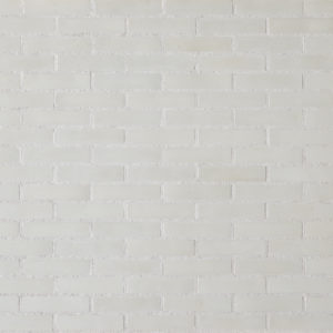 Parement mural en brique Chromatik White Orsol, briquette reconstituée à texture lisse posée en panneresse – produit Matiera Orsol vendu par Orpa Matériaux (Elaustore).